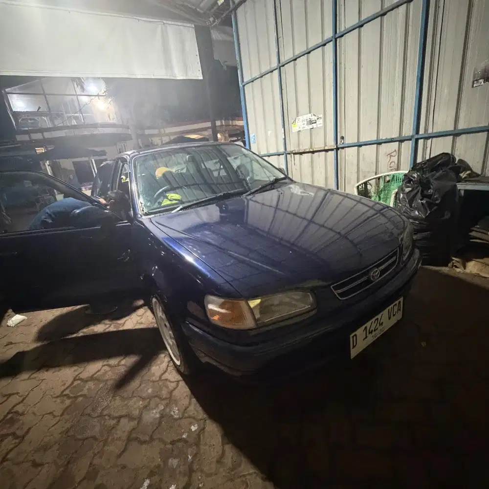 Dijual mobil allnew corola 1997