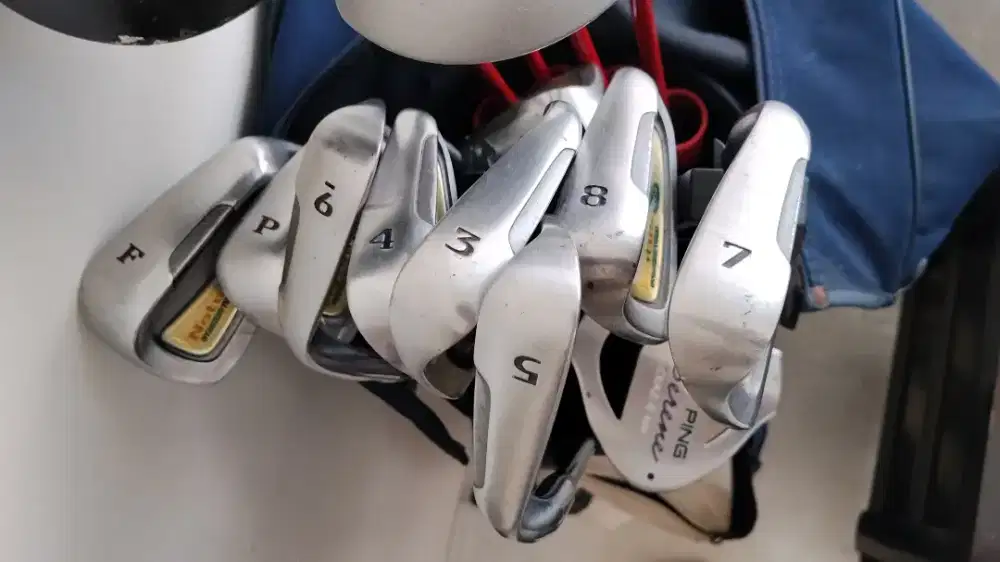 Stik Golf Iron Mizuno,  Putter Golf Odyssey Dual Force, & Wilson Wood