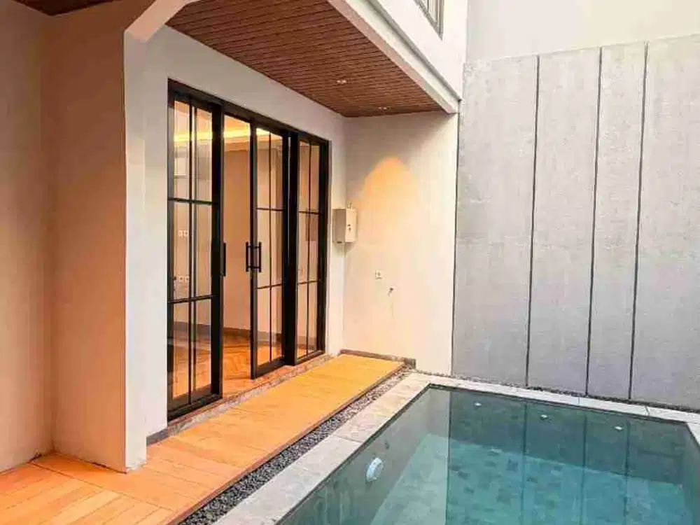 Di jual Rumah Baru Modern 2 lantai dekat mall living world Denpasar utara