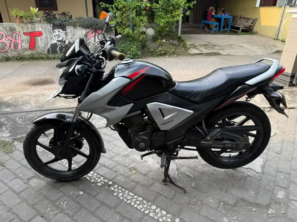 Megapro injeksi THN 2014 plat AB kota