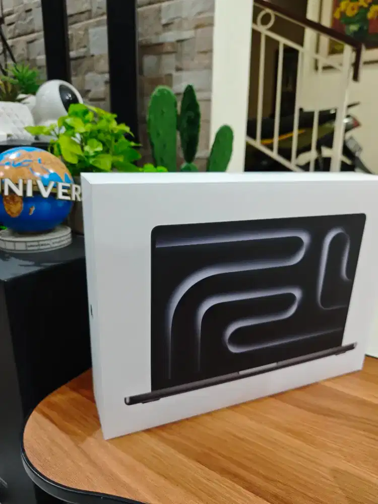 Laptop MacBook M4 Pro 24/512 IBOX Resmi x zenbook