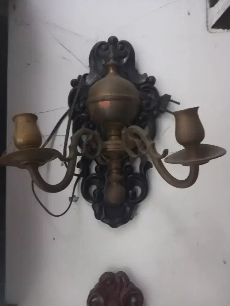Lampu dinding vintage clasic