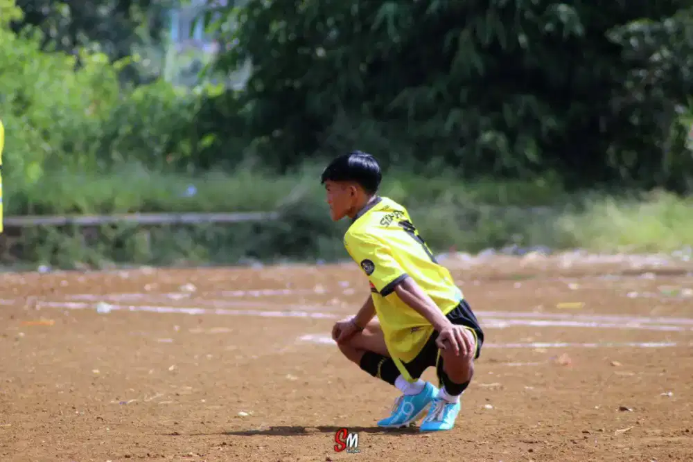 Nyari kerjaan apa aja asal halal