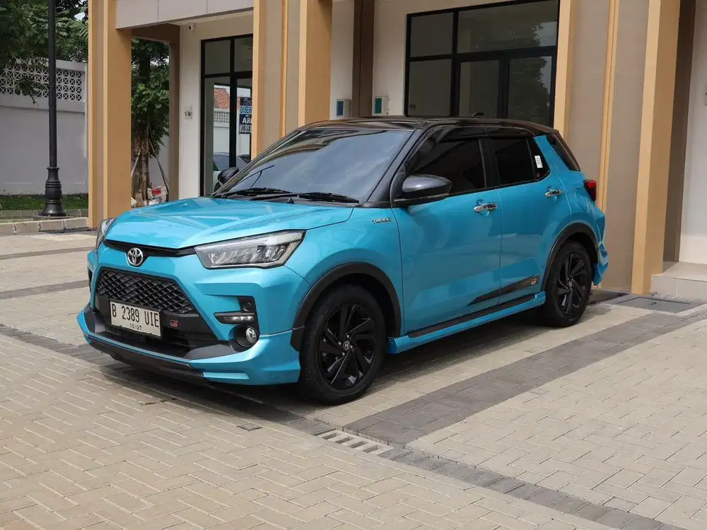 Raize GR turbo TSS matic 2022 two tone / siap pakai