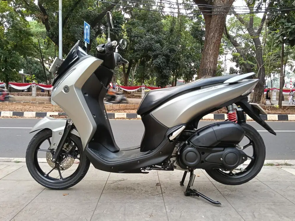 DIJUAL CASH YAMAHA LEXI 125 KUNCI THN 2018 PJK IDUP SIAP PAKAI