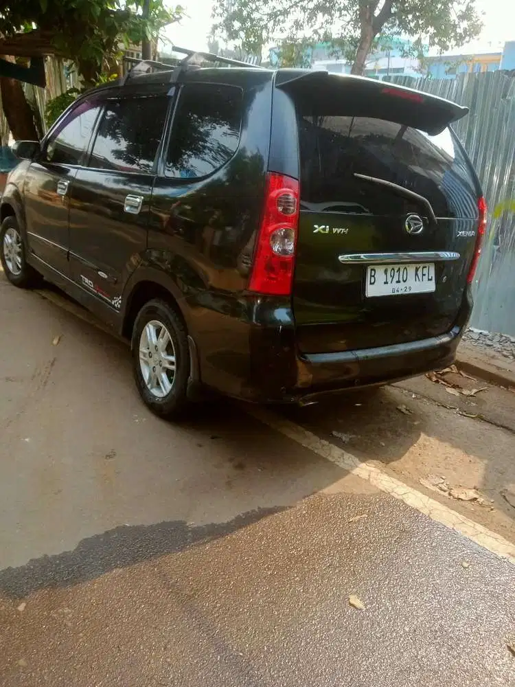 Daihatsu Xenia 2010 Bensin