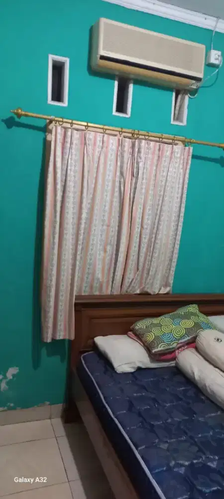 2 Kamar kost disewakan utk putri