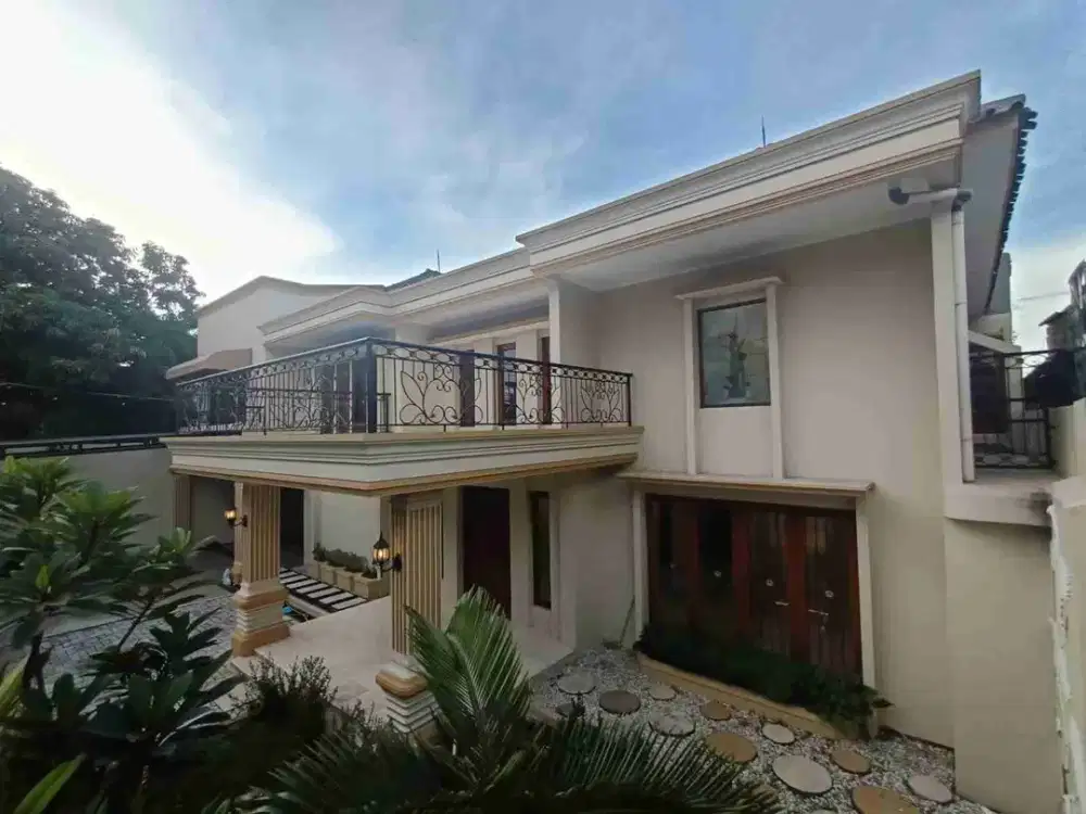 RUMAH MEWAH SIAP HUNI..! CIPETE KEBAYORAN BARU - JAKARTA SELATAN