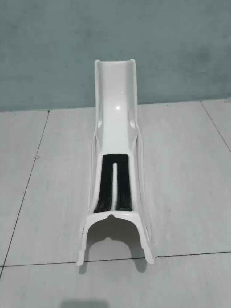 legshield tengah pelindung kaki rc 100 bravo