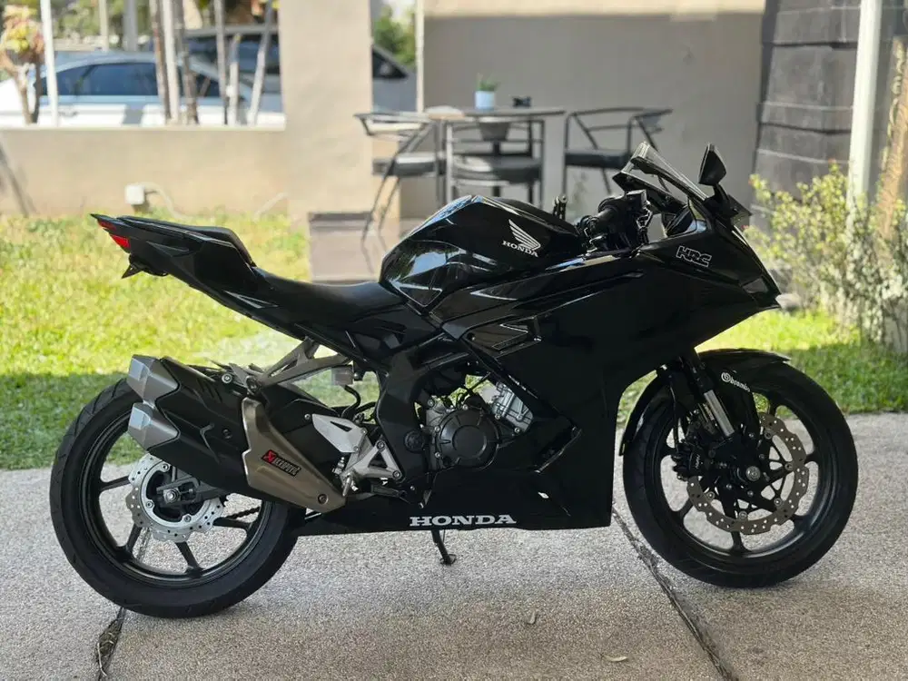 CBR 250RR Black Freedom