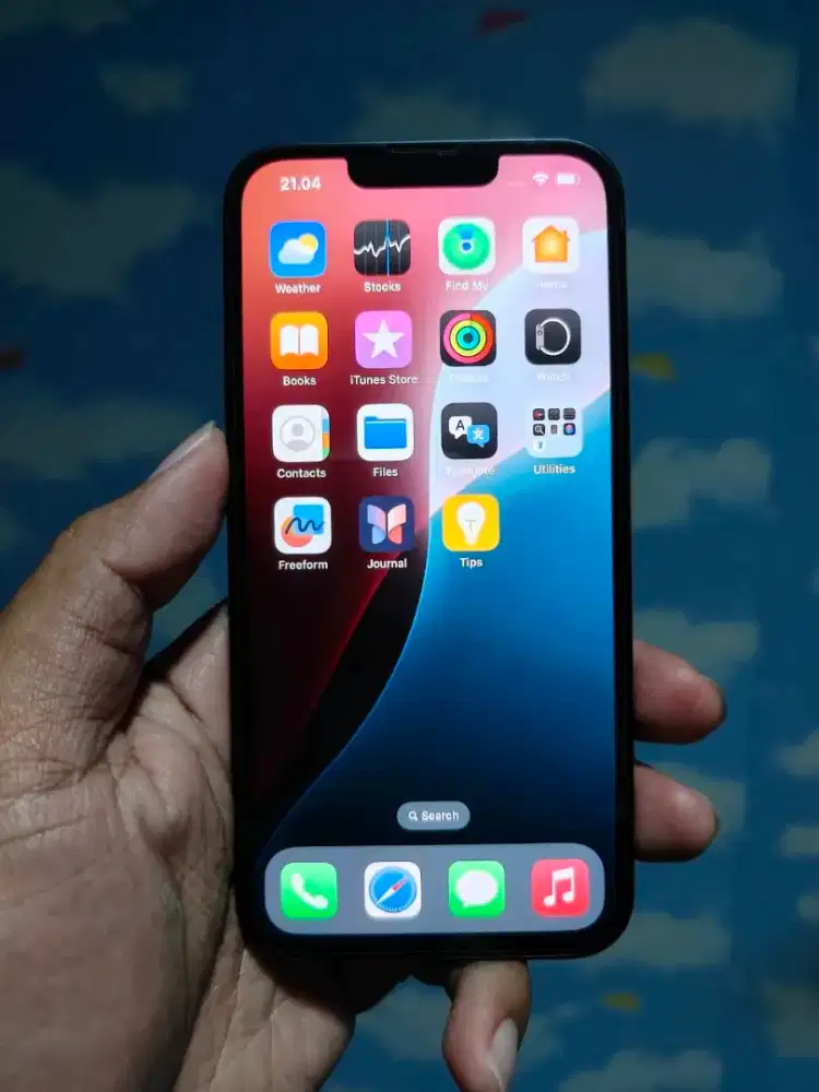 Iphone 13 ibox garansi feb 2027