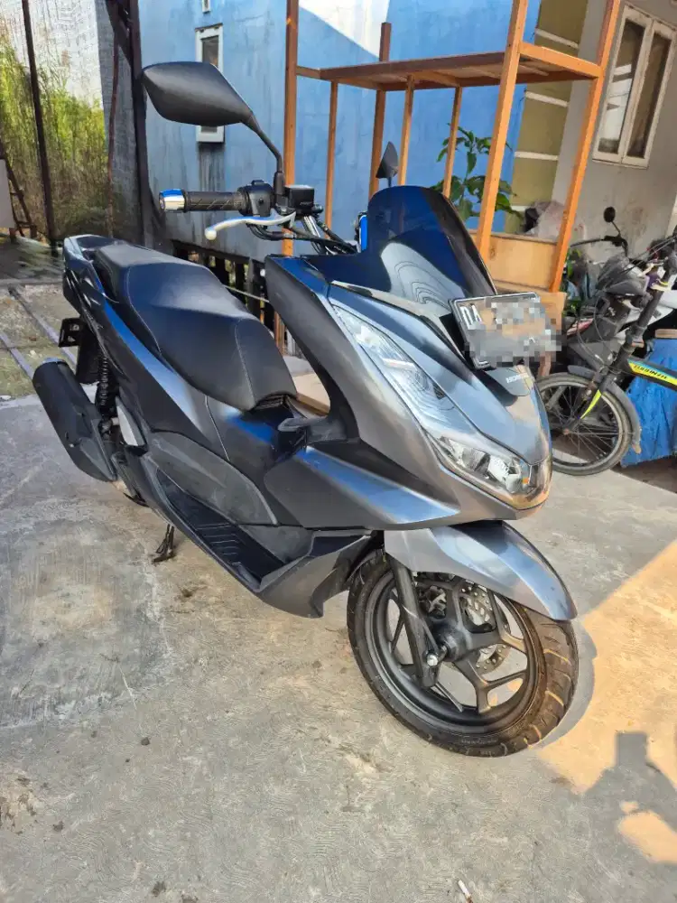 PCX 2022 CBS warna Grey Glosy