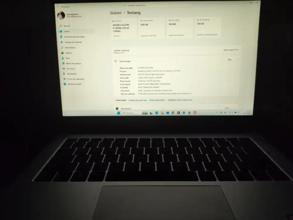 Laptop Huawei corei3