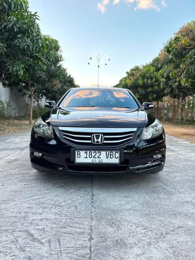 DIJUAL DP RINGAN HONDA ACCORD 2.4 VTI-L