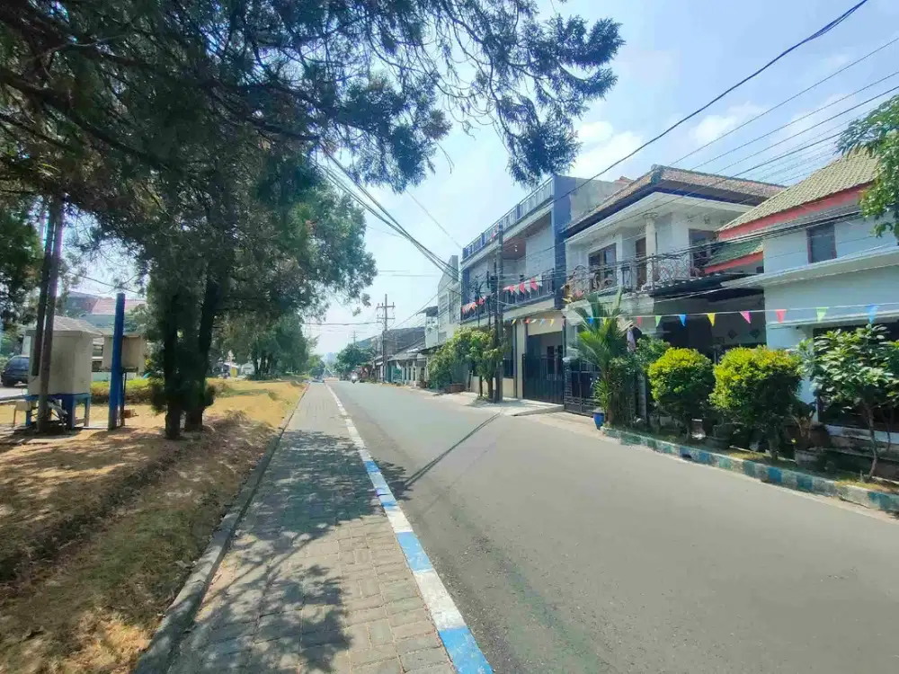 Rumah Strategis Boulevard Joyo Agung Merjosari Kota Malang