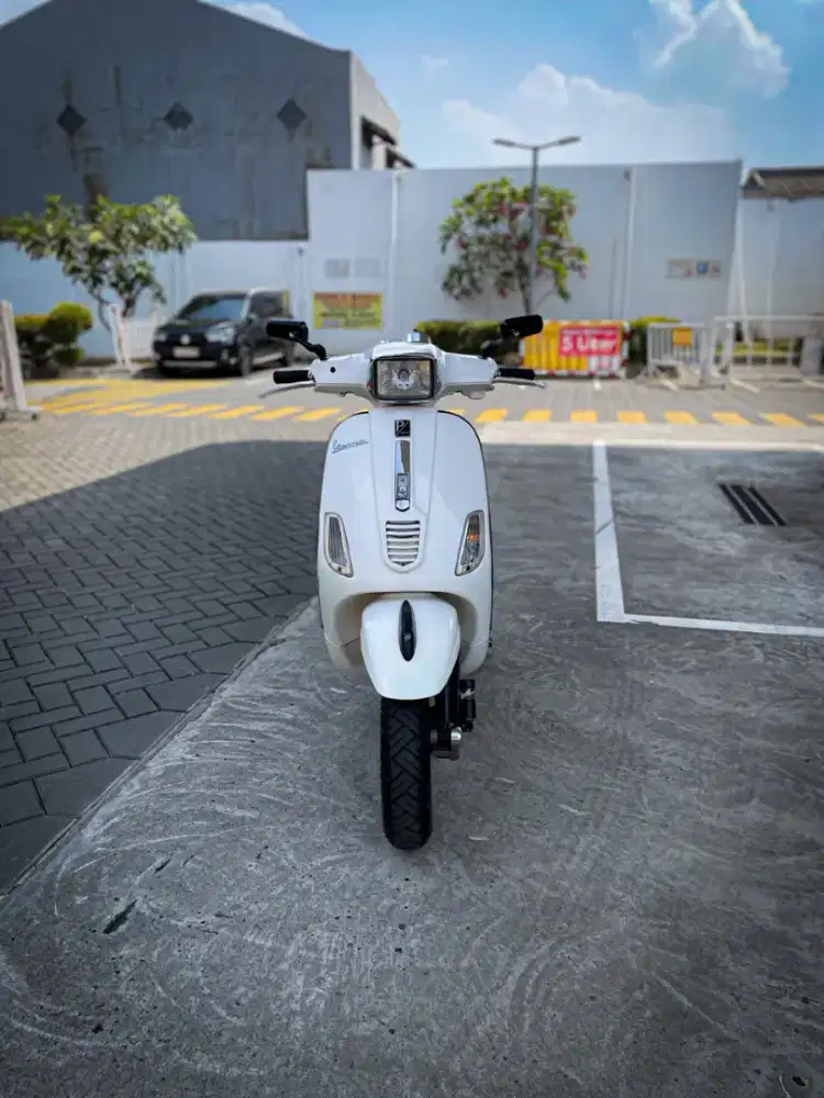 VESPA S 150 3V 2013 PUTIH - TERMURAH SEINDONESIA