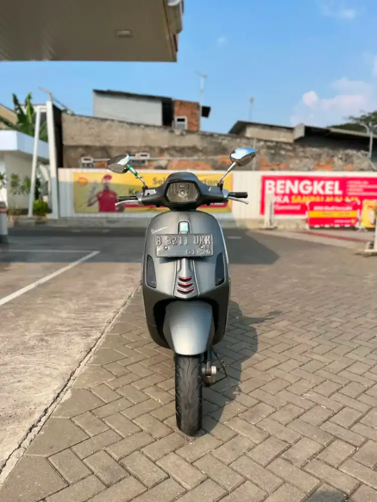 VESPA SPRINT 150 3V 2015 ABU - TERMURAH SEINDONESIA