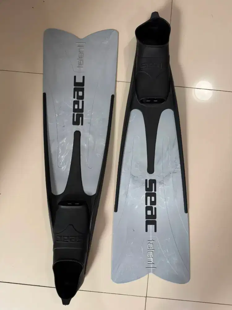 Jual/TT Fins, Mask dan Snorkle Mulus Pemakaian 1x Siap Tempur Diving