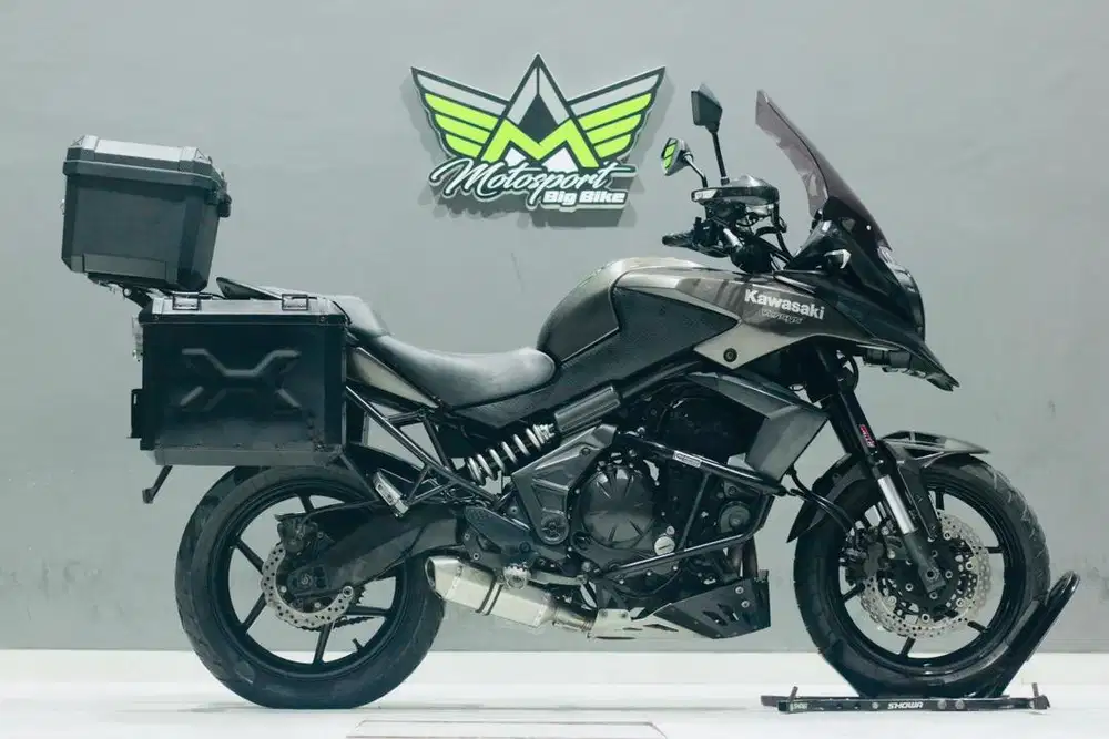 Kawasaki Versys 650 ABS, KTM 390 ADV, CB500X