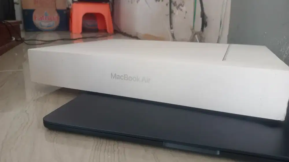 MacBook m4 256 minus