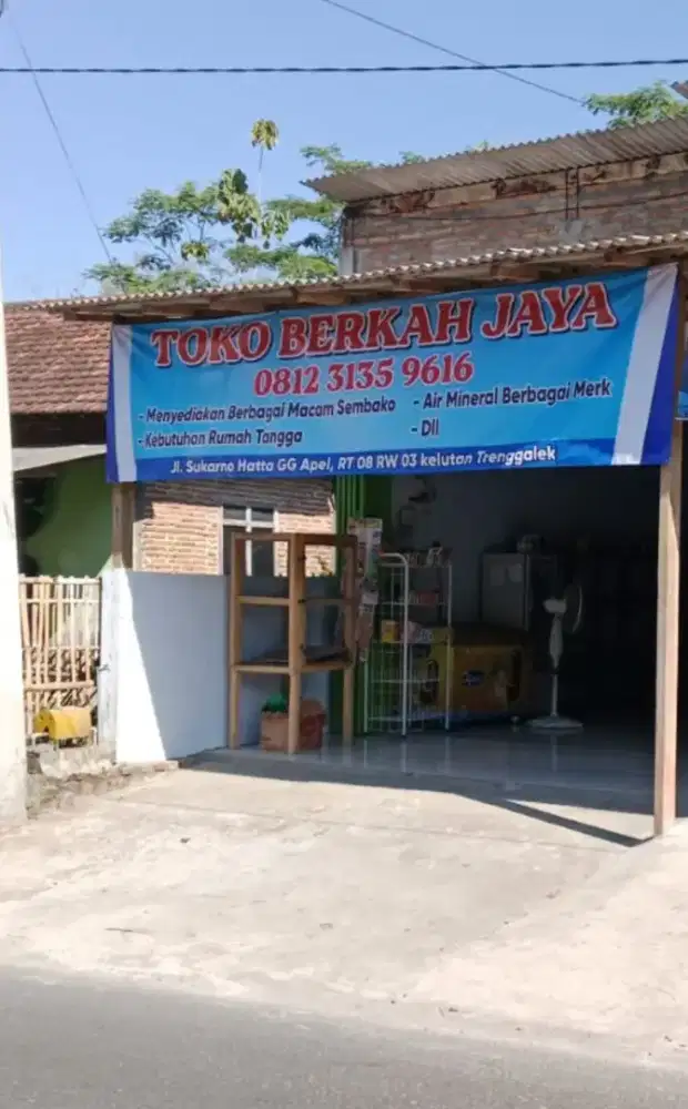 Dibutuhkan karyawati jaga toko