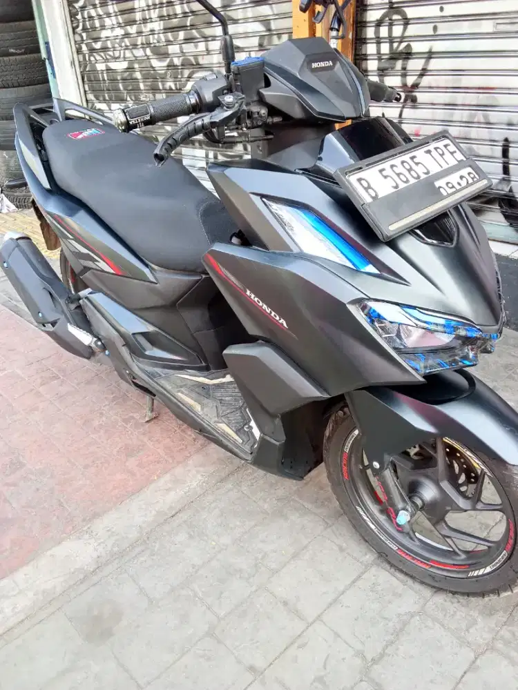 Vario 160 CBS 2023 Bln 9 B-DKI/Jaktim PJK ON  Km 18rb Gres