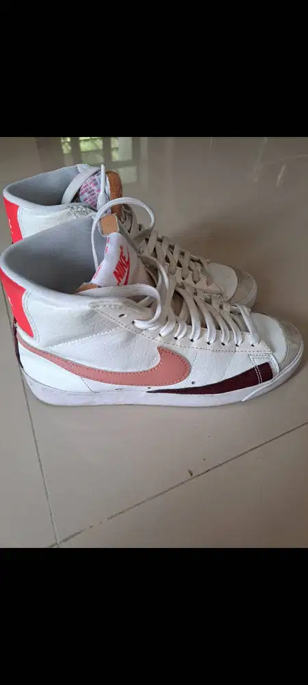Nike women original authentic 100 %