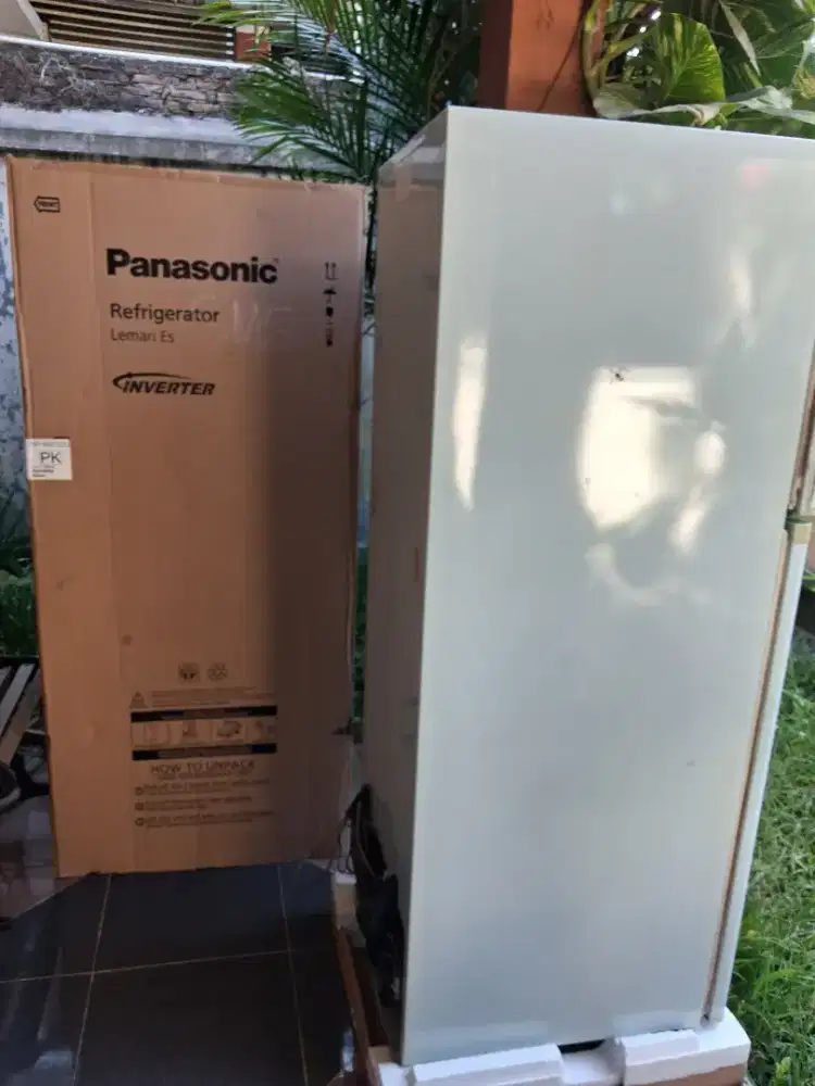 BU jual kulkas 2 pintu nasional-panasonic