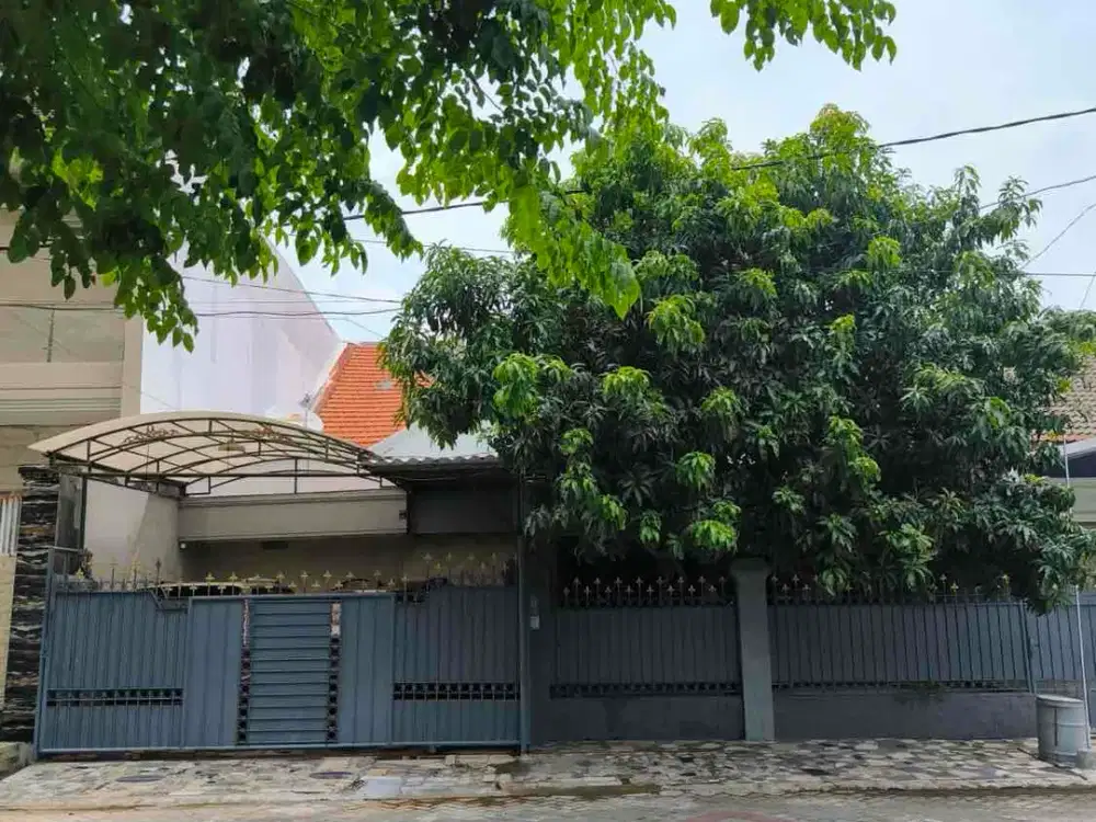 DIJUAL RUMAH KLAMPIS UNDERMARKET