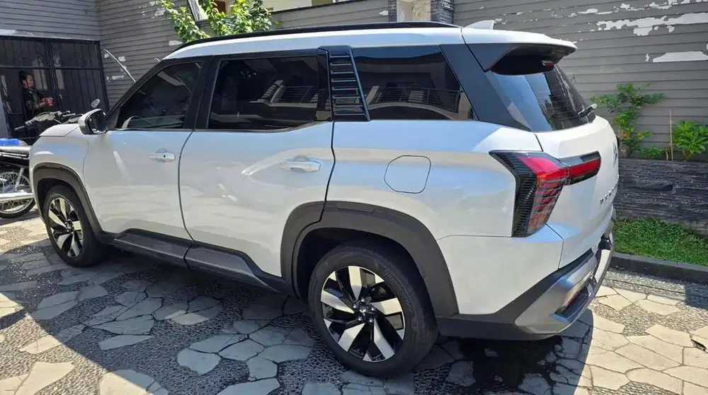 Mitsubishi Destinator 2025 Bensin