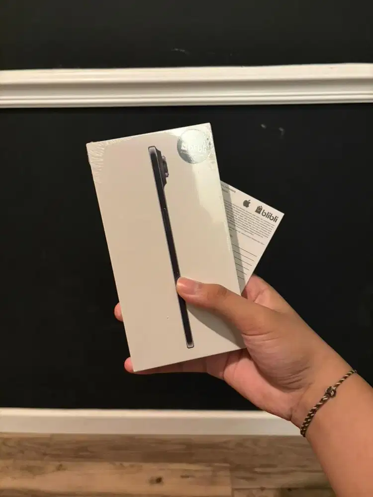 iPhone Air (BNIB Blibli)
