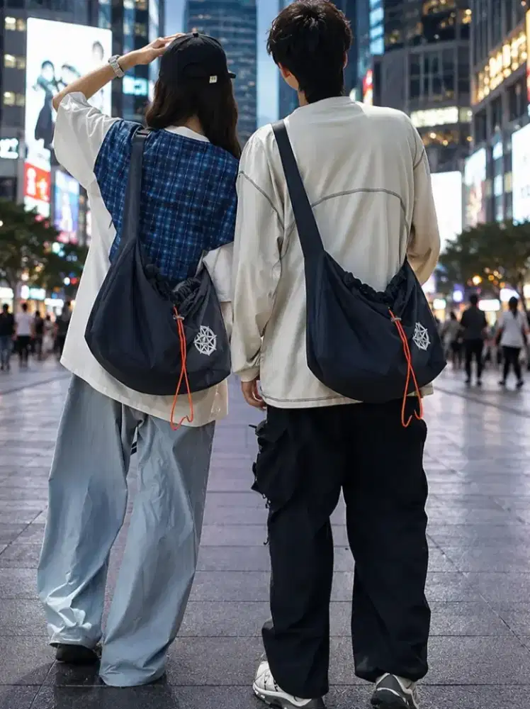 Tas selempang unisex