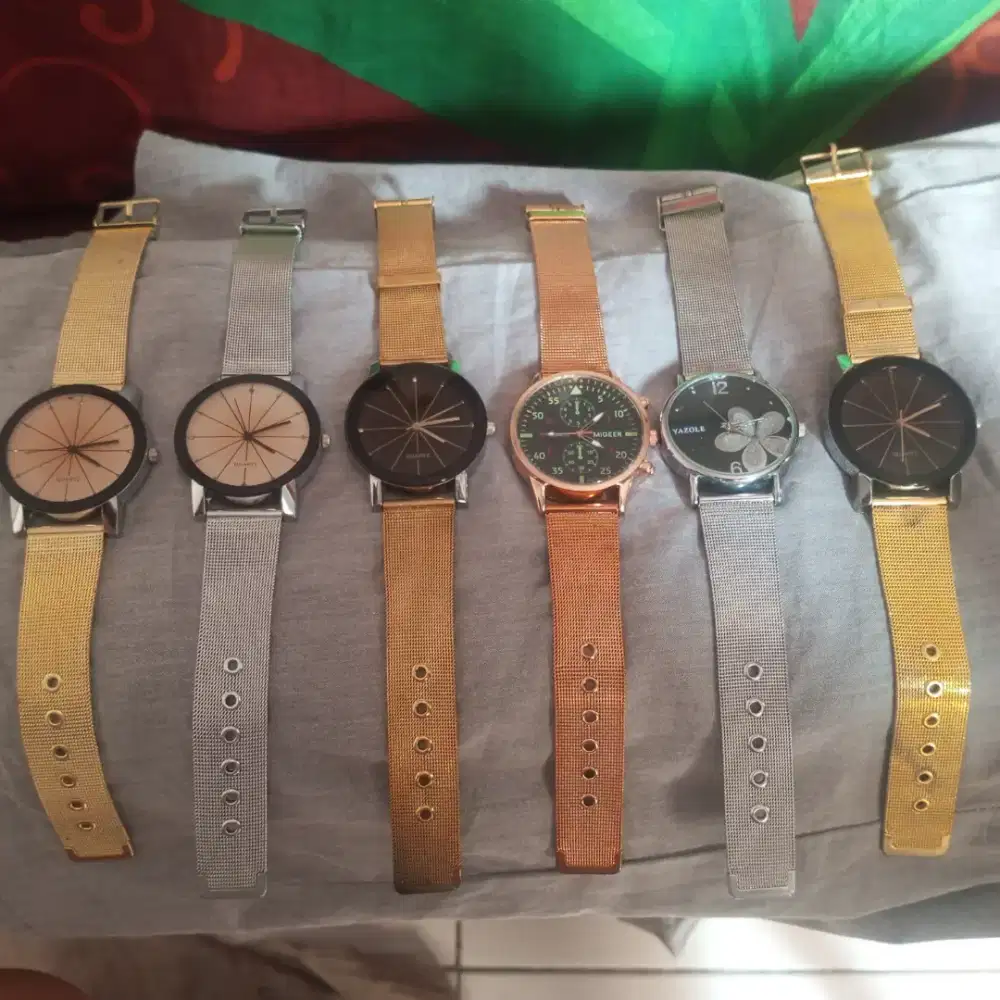 Dijual borongan jam tangan wanita