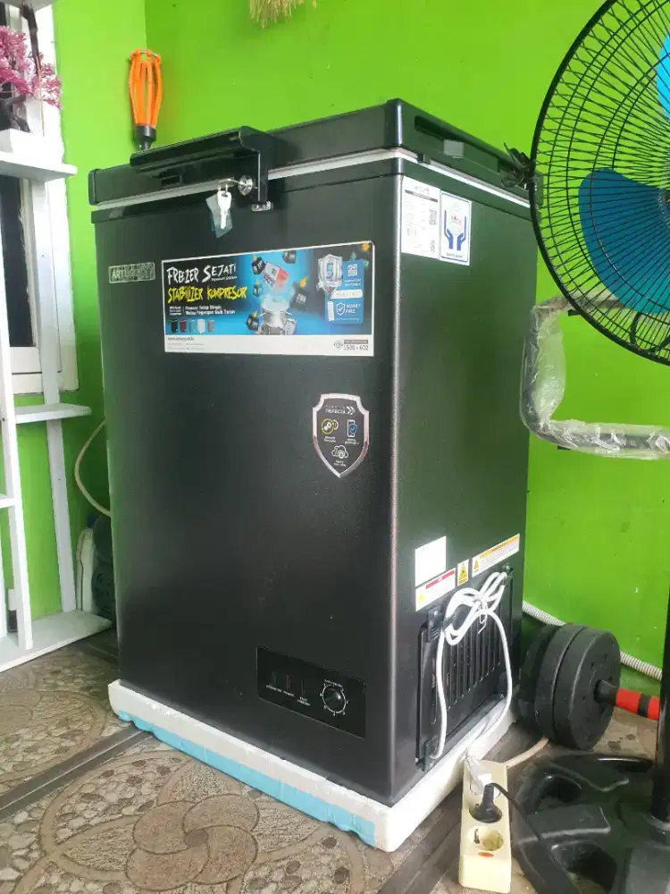 Freezer artugo 100L