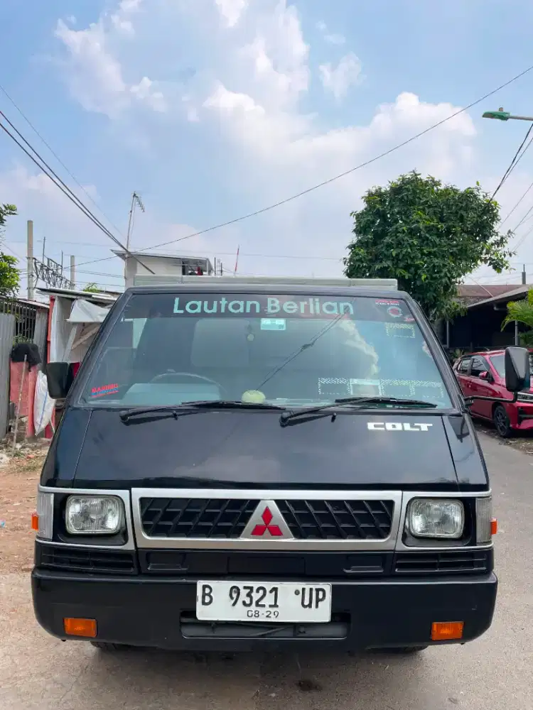 Antiiq km 122rb!! Mitsubishi L300 box friizer 2009er