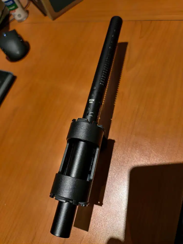 Azden SGM 100 Shotgun Microphone + K&M Holder