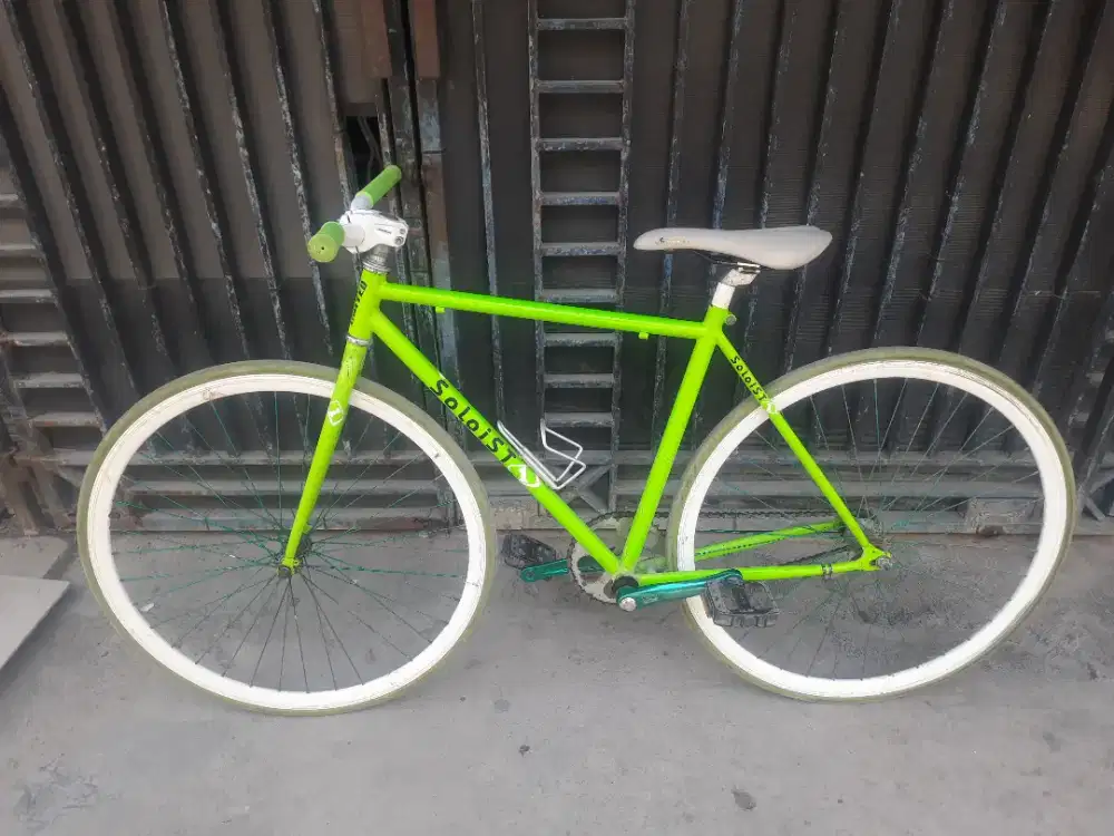 Sepeda fixie uniteed soloist 01
