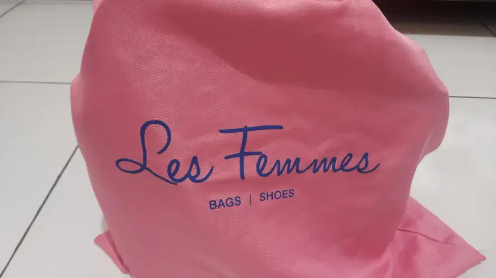 Tas wanita merek les femmes
