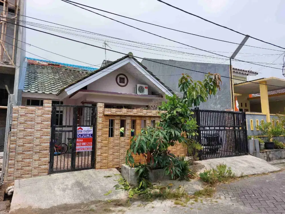 Jual Rumah Satu Lantai Cukup Besar Di Harapan Indah Satu Bekasi Barat
