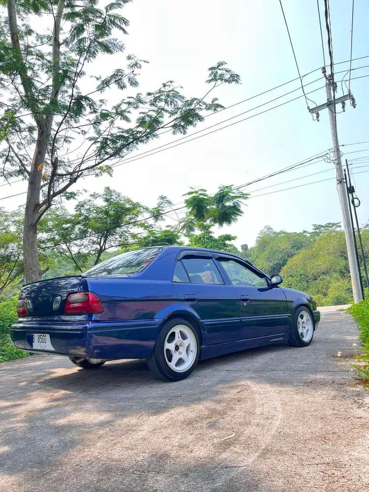 Toyota Soluna 2000 Bensin