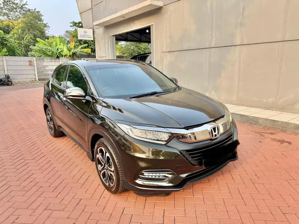 Honda HRV 1.5 SE 2020 AT dark olive metallic