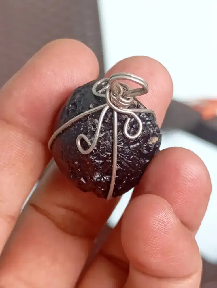 Natural Meteor Satam Textite