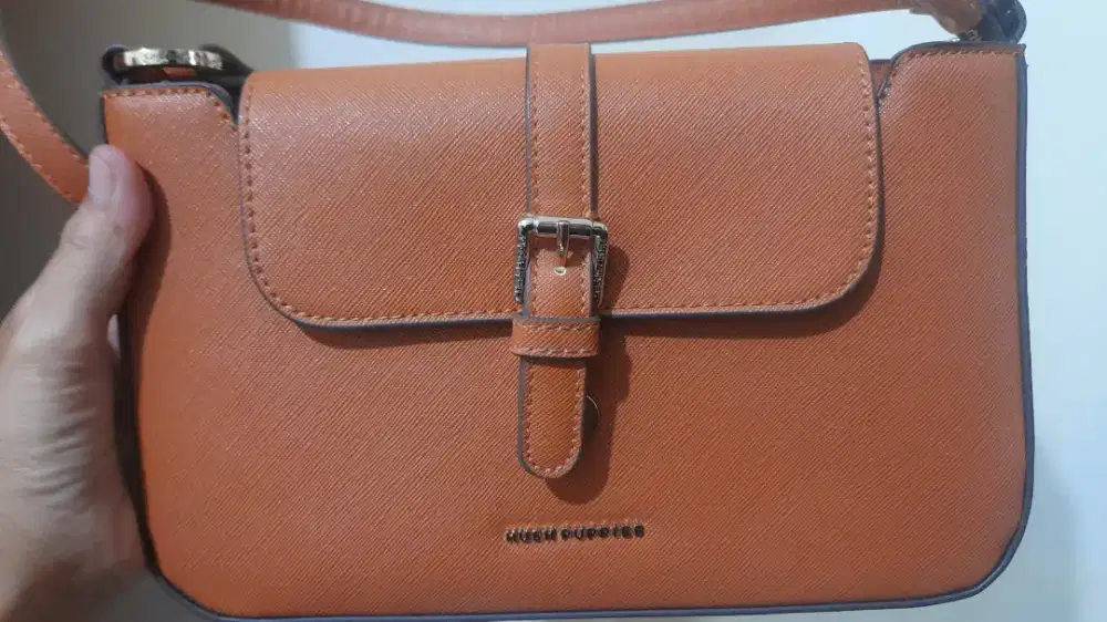 Tas hush puppies