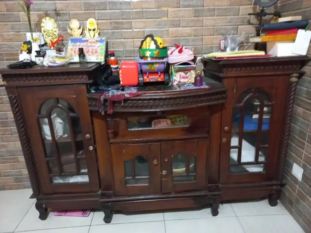 Lemari Kayu Jati Asli