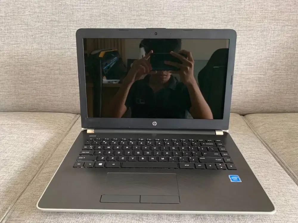 [Second] HP 14-bs Celeron N3060 RAM 4GB SSD 128GB Mulus Siap Pakai