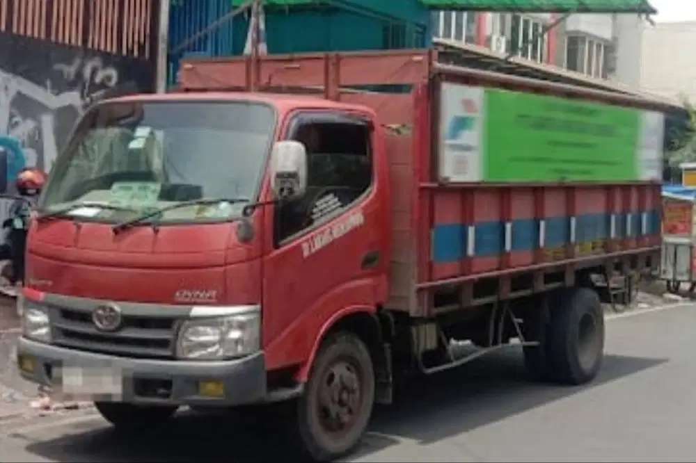 Di cari supir utk truck 6ban domisili kebayoran lama, joglo, cidodol