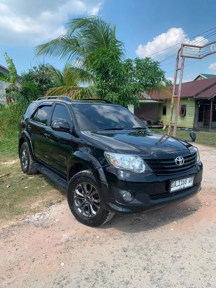 FORTUNER V BENSIN TAHUN 2013