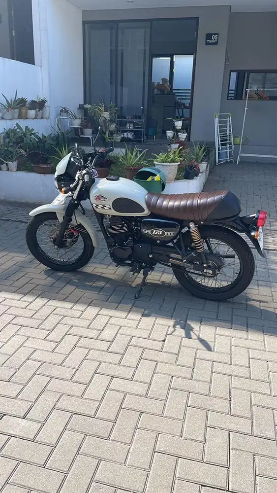 MOTOR KAWASAKI W175