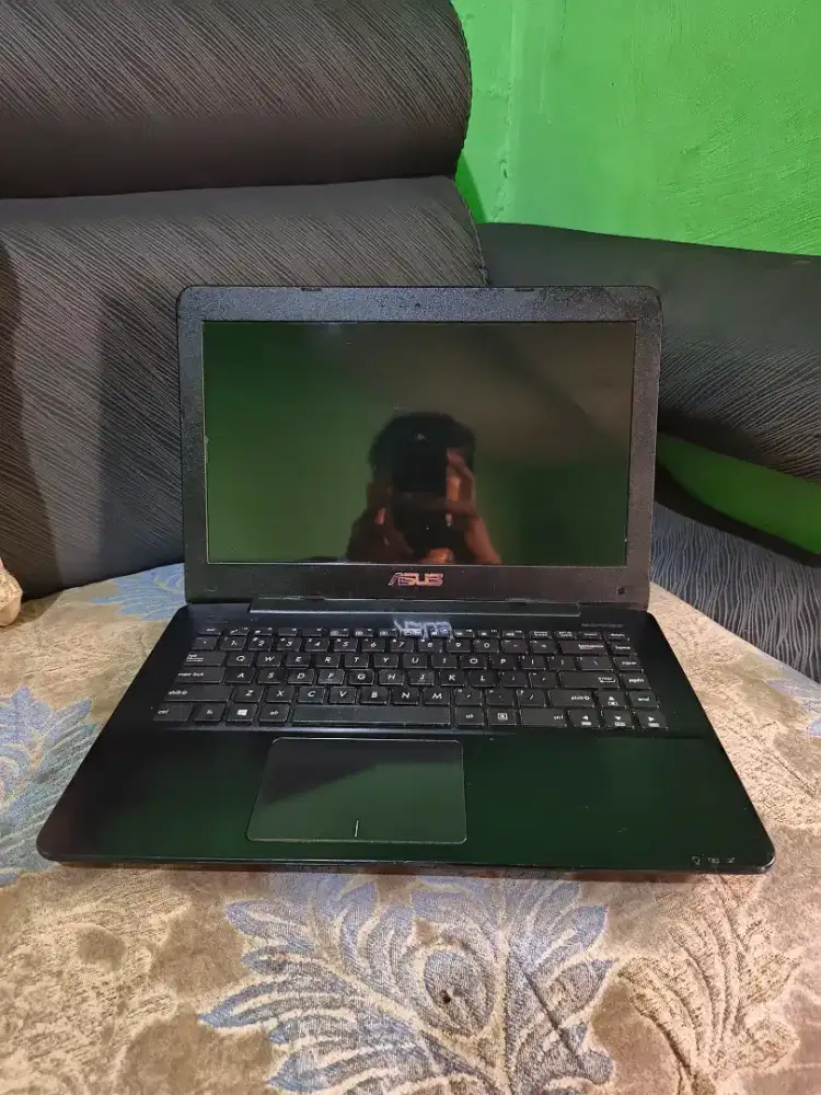 Laptop Asus Core i3 Gen 4