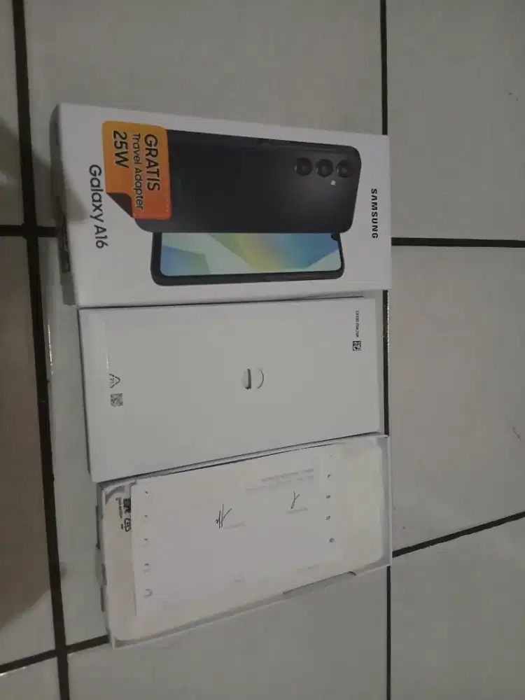 Samsung A16 Black 4G,8/128. Masih mulus,no minus,body mulus 90%.